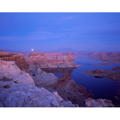 Lake Powell Moon, Utah