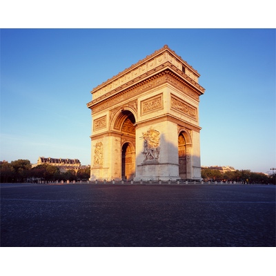 Covid-19, Arc de Triomphe, Paris, France